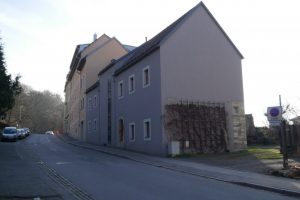 Bergstraße Straßenseite